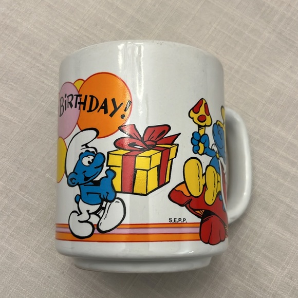 1981 Smurfs birthday mug - Picture 2 of 5